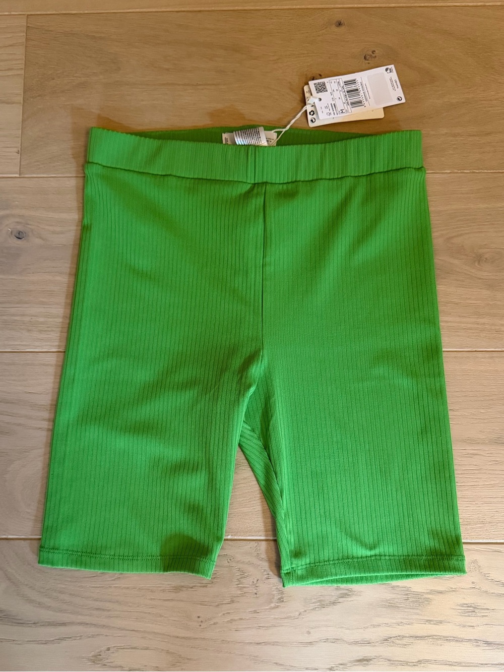 NWT Mango Bright Green Ribbed Shorts